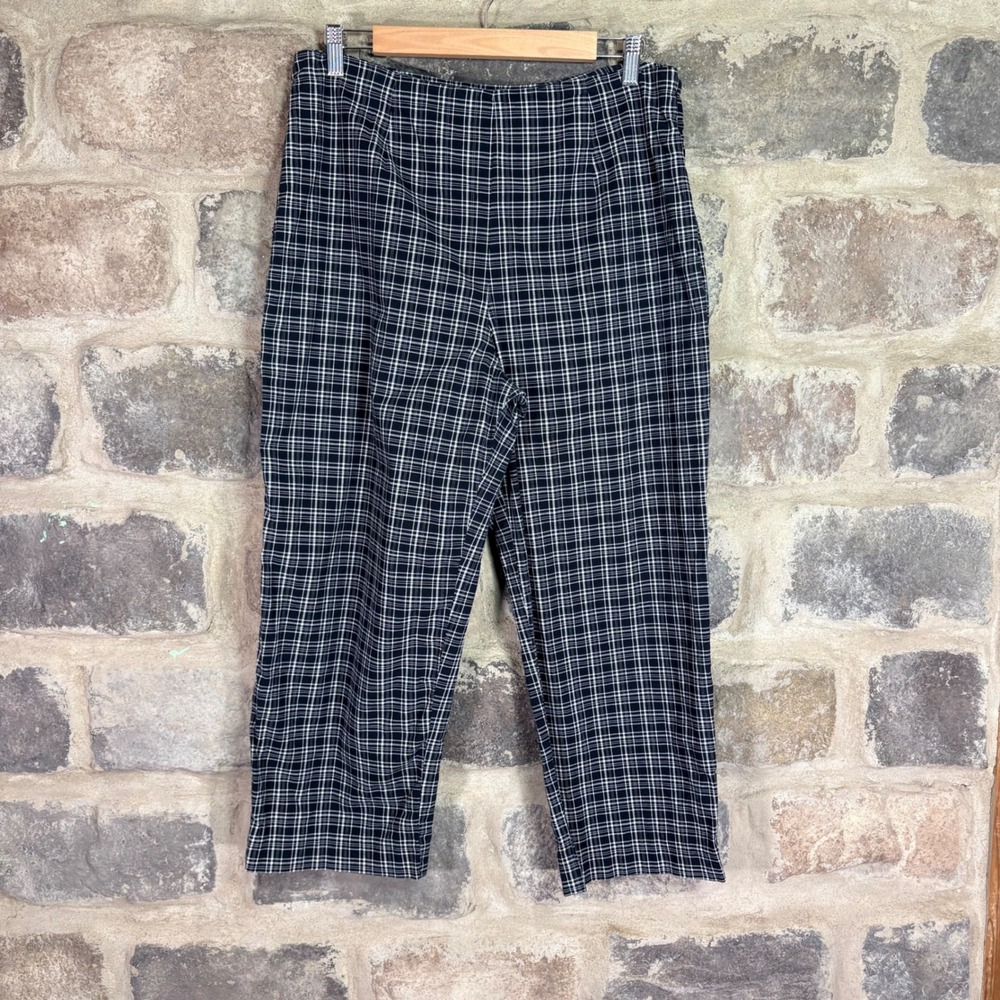 First Option Women's Black White Plaid High Rise Cropped Pants Size 16 Summer